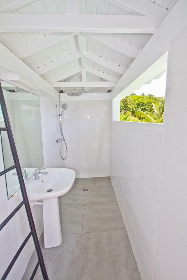 Appartement Duplex Vue Mer Jacuzzi Prive デエエ エクステリア 写真